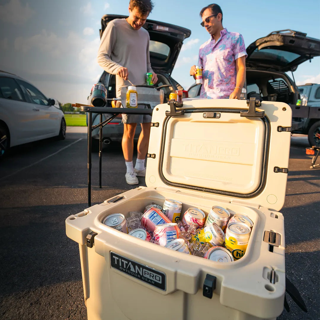 Titan PRO Outdoor Gear 25Q High Performance Roto Hard Cooler | Arctic Zone
