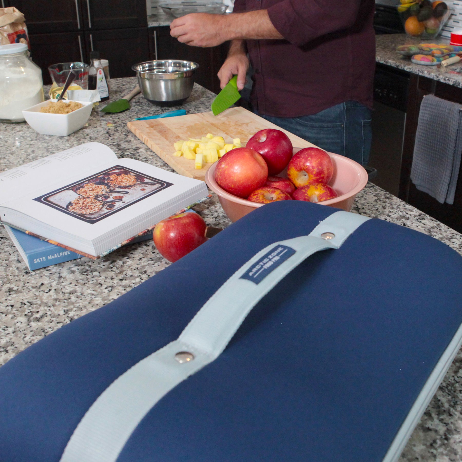 Arctic Zone® Food Pro Deluxe Thermal Carrier | Arctic Zone