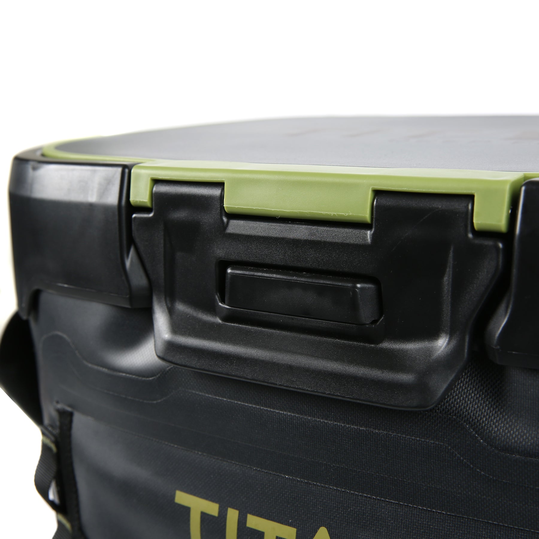 Titan by Arctic Zone™ 36 Can Welded Zipperless™ Cooler | Arctic Zone