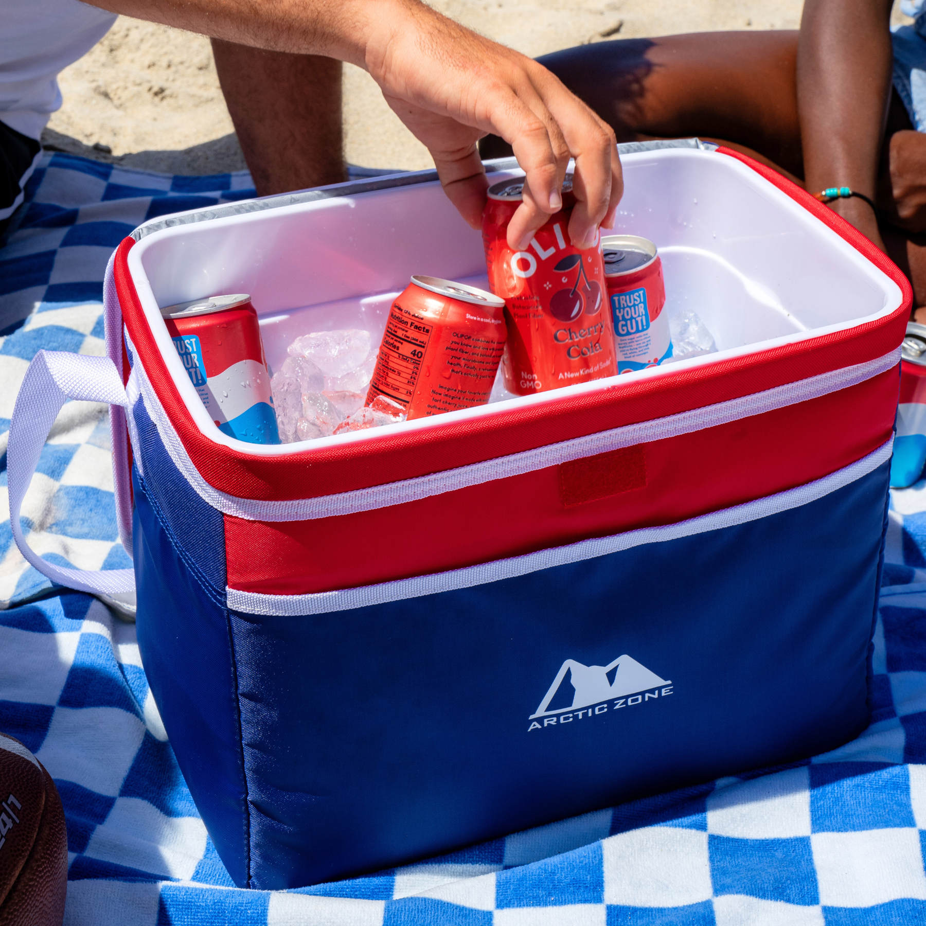 30 Can Zipperless™ Americana Cooler